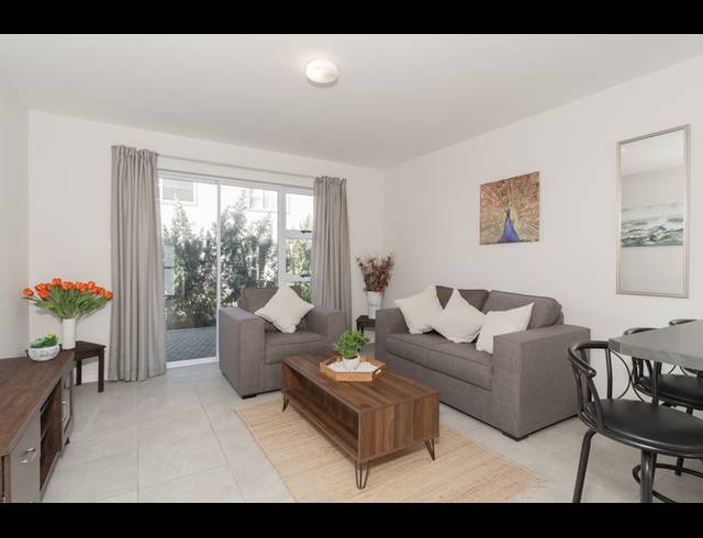 2 BEDROOM DUPLEX FOR SALE IN STRATFORD GREEN